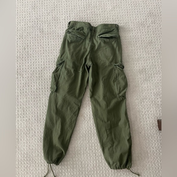 Aritzia TNA New Supply Cargo Pants - size 10 - Picture 6 of 7